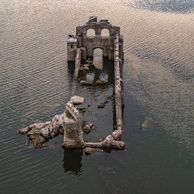 Затопленный храм в Мексике