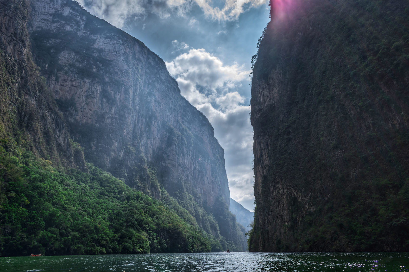 Затопленный храм в Мексике