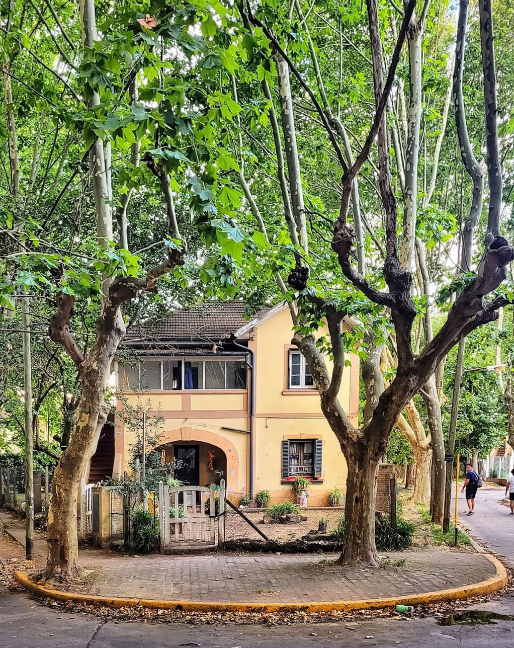 Вилла Аргентина — баррио для работников пивоварни Quilmes