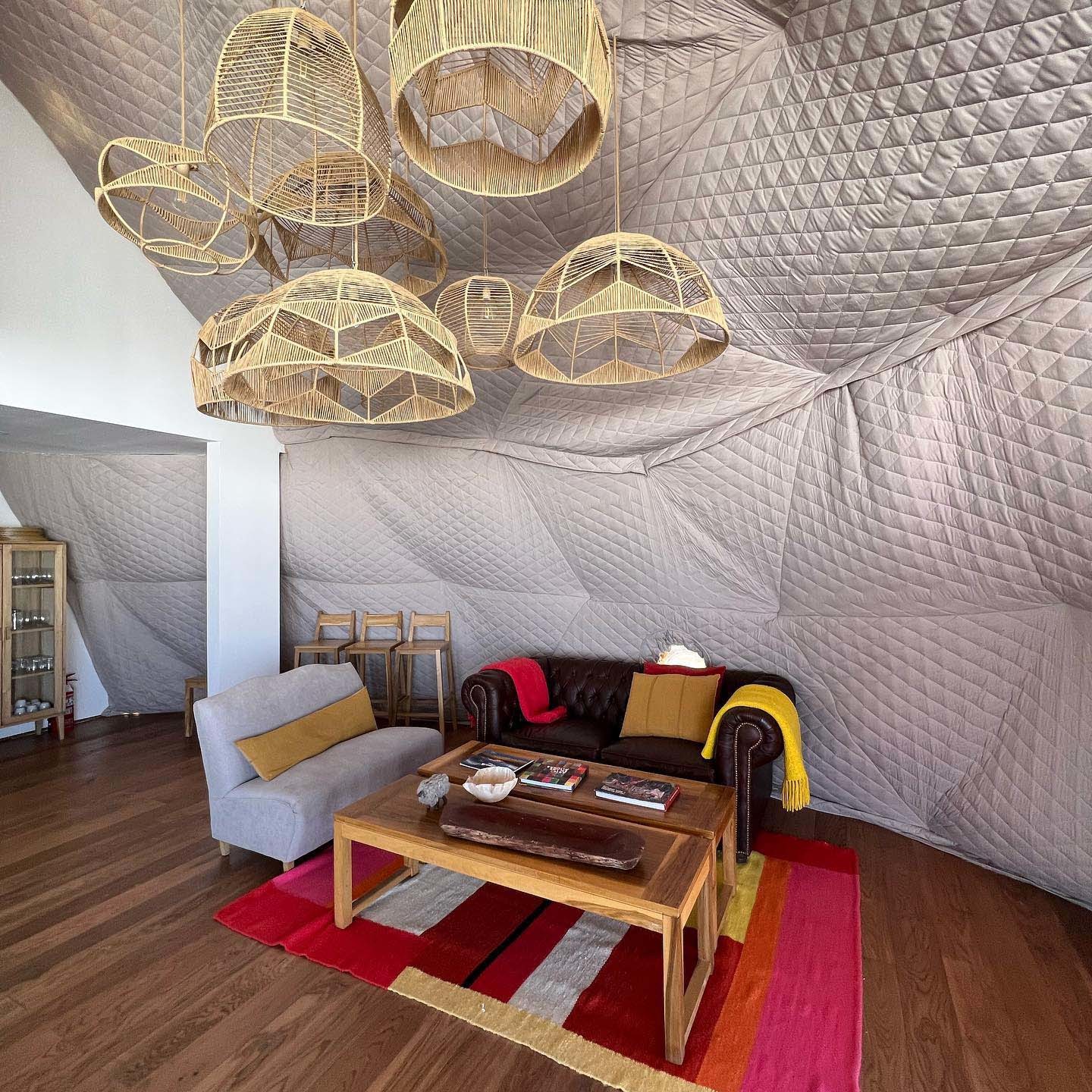 5 уникальных мест Аргентины где можно пожить в кемпингах с комфортом люкс 