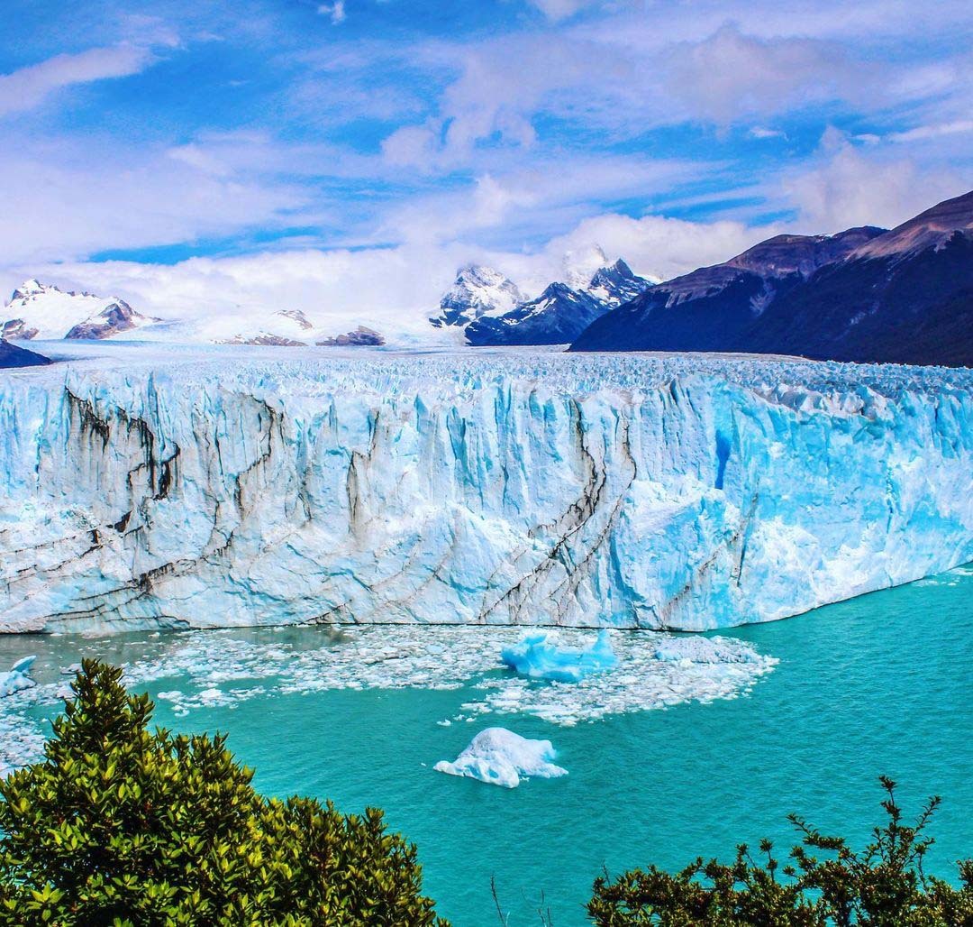 Озеро Архентино — самое большое в Патагонии