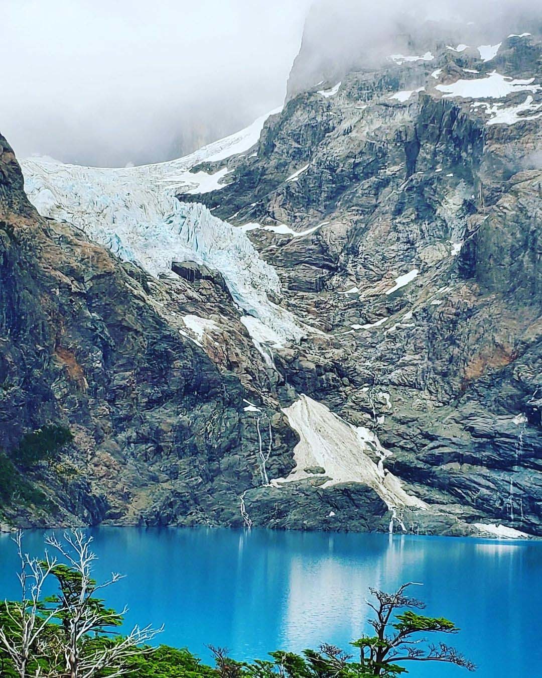 Озеро Архентино — самое большое в Патагонии