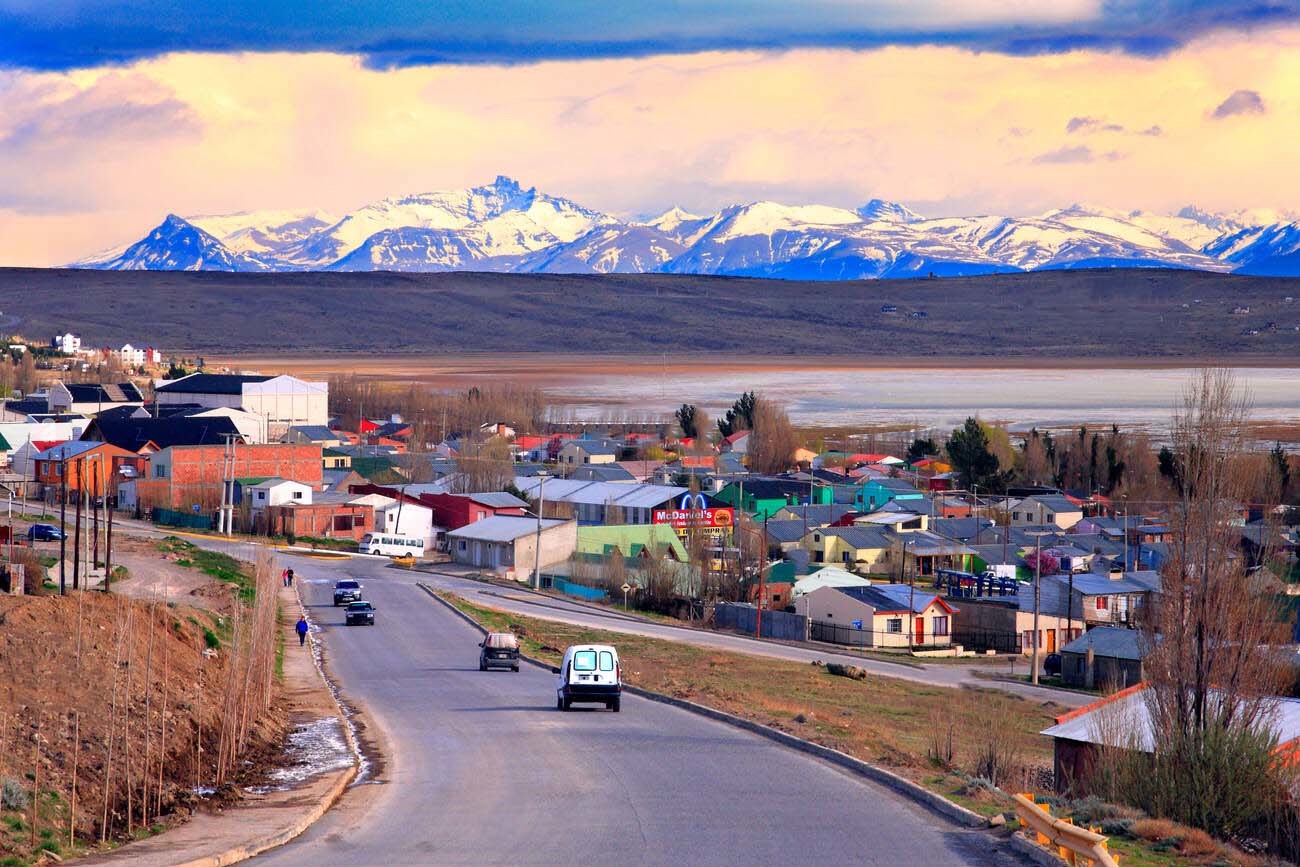 Озеро Архентино — самое большое в Патагонии
