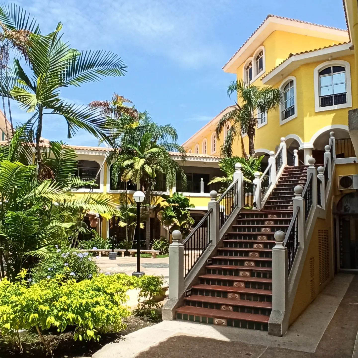 Лечерия — город роскошной жизни в Венесуэле