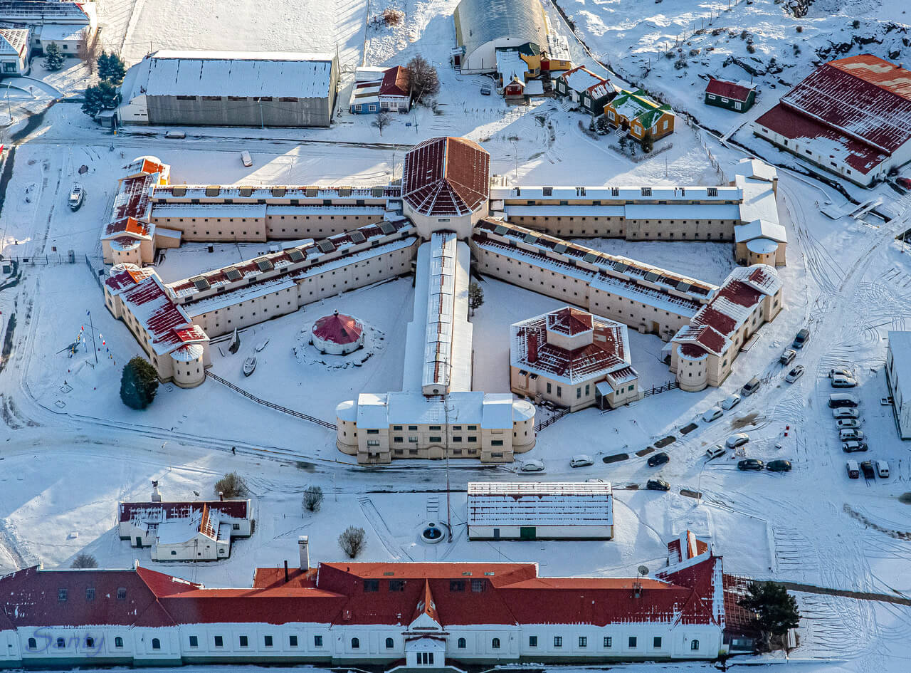 Симон Радовицкий: побег сквозь стены тюрьмы в Ушуайя, Огненная Земля