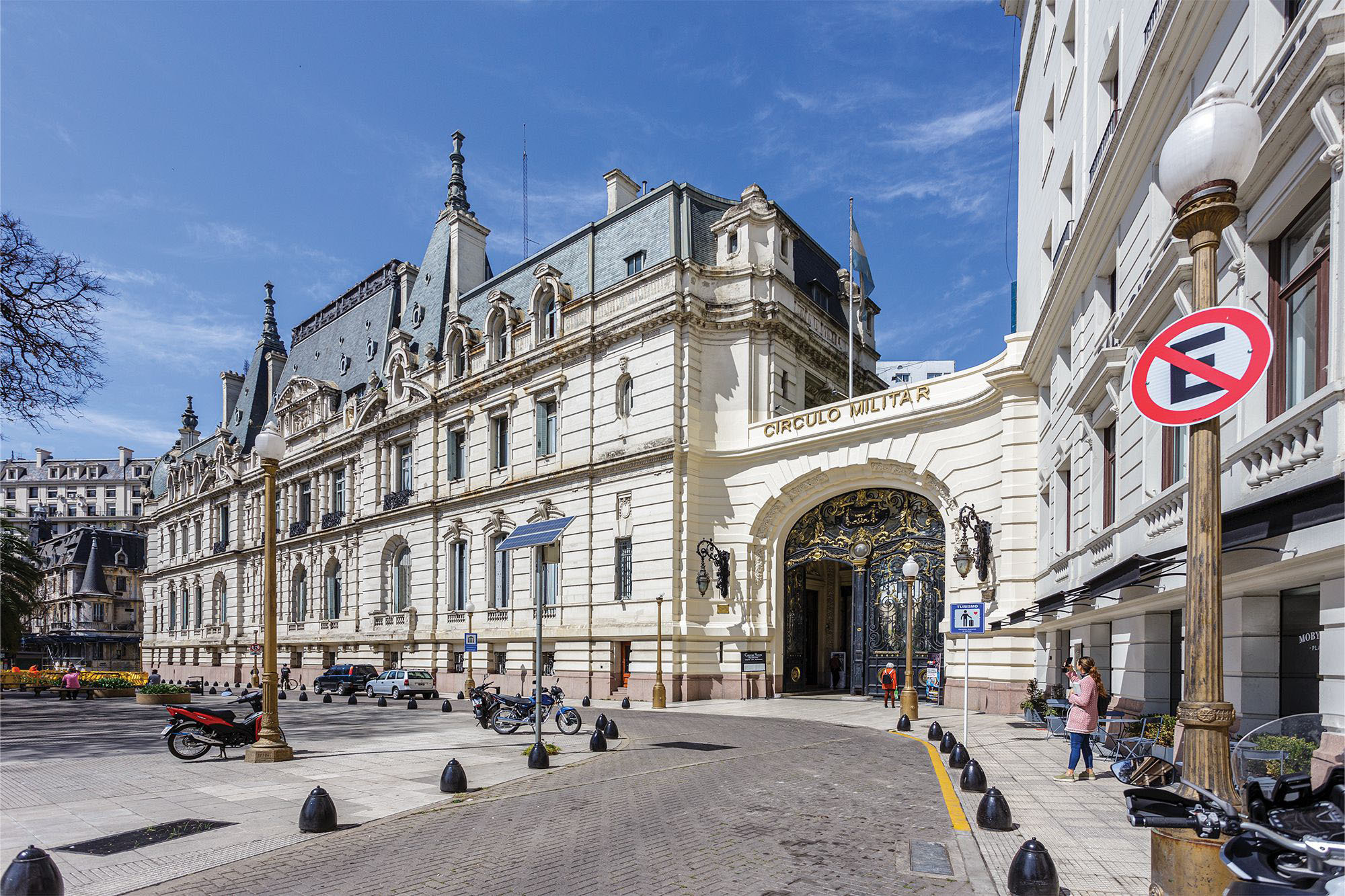 Экскурсия: Бэль Эпока в Буэнос-Айресе на ретро авто