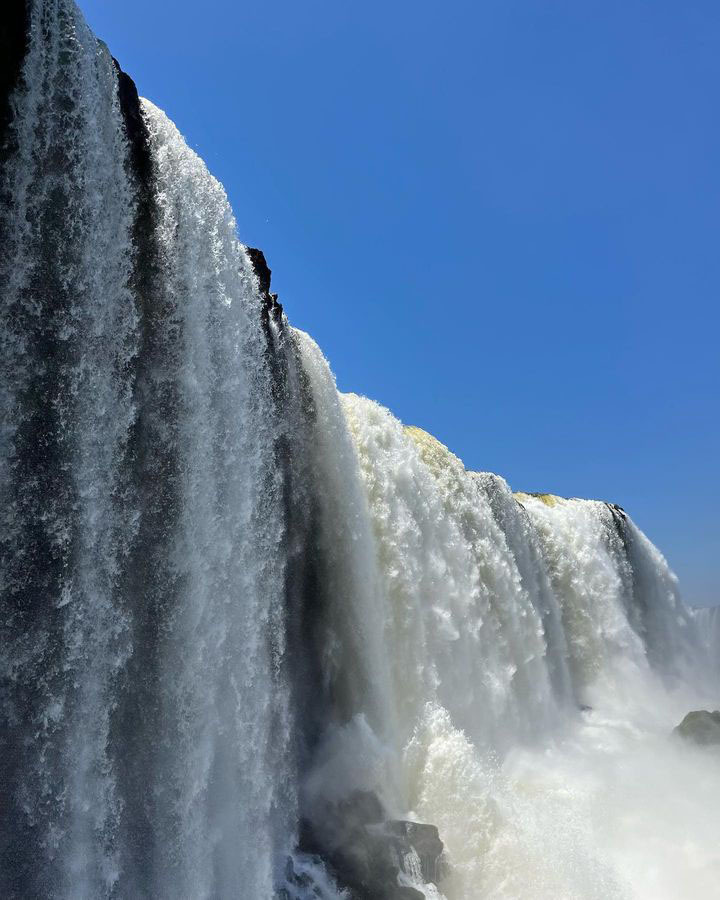 Тур по Аргентине: Тропическая Сельва, Водопады Игуасу и иезуитские миссии