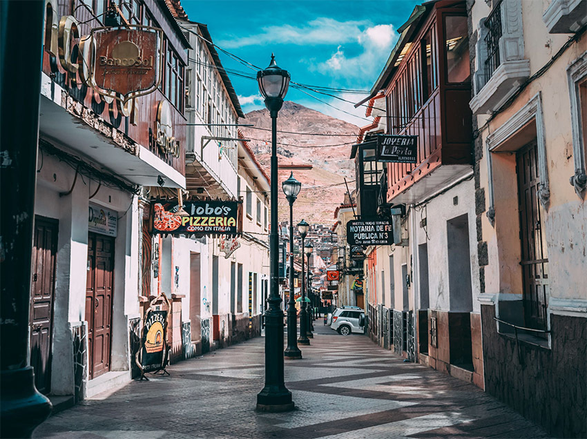 Колониальное наследие Боливии