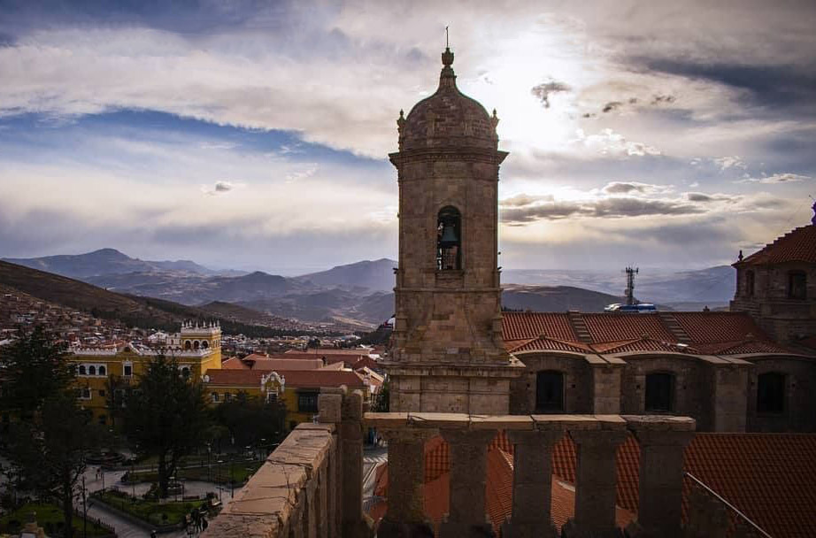 Колониальное наследие Боливии