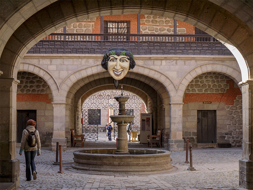 Колониальное наследие Боливии