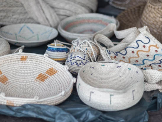 Шоппинг ремесленных сувениров